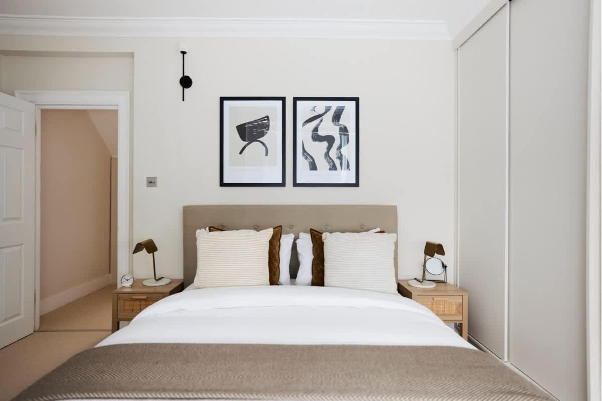 The South Kensington Wonder - Trendy 3bdr House With Garden *