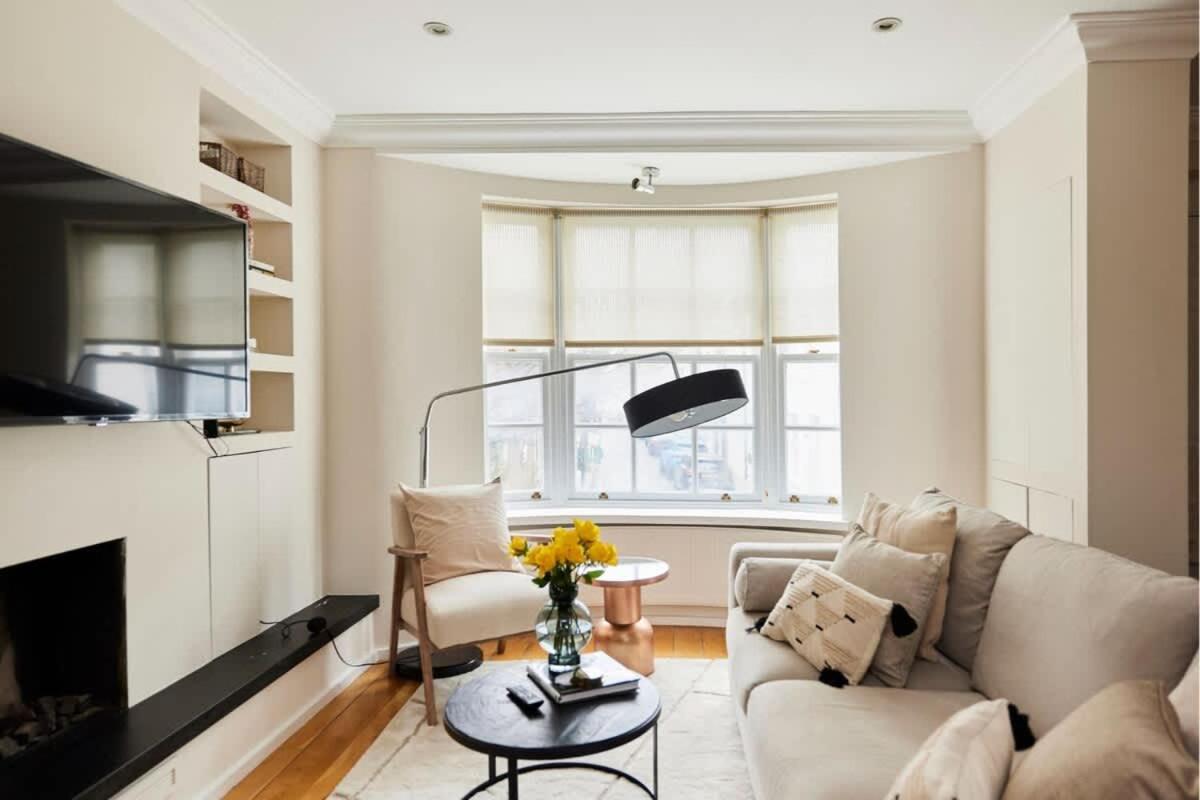 The South Kensington Wonder - Trendy 3bdr House With Garden Apartment *