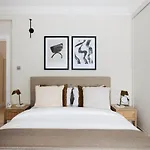The South Kensington Wonder - Trendy 3Bdr House With Garden